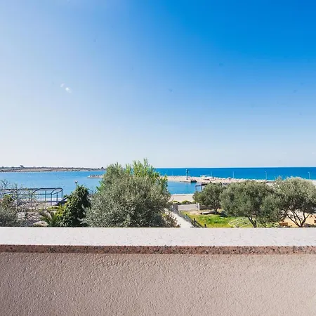 Apartments By The Sea Semy Novalja Exterior photo