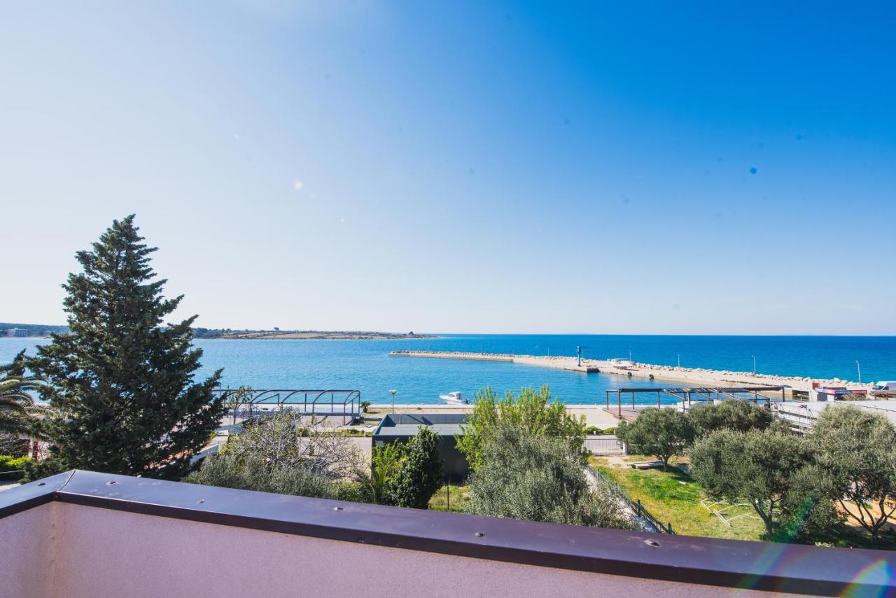 Apartment By The Sea Semy *