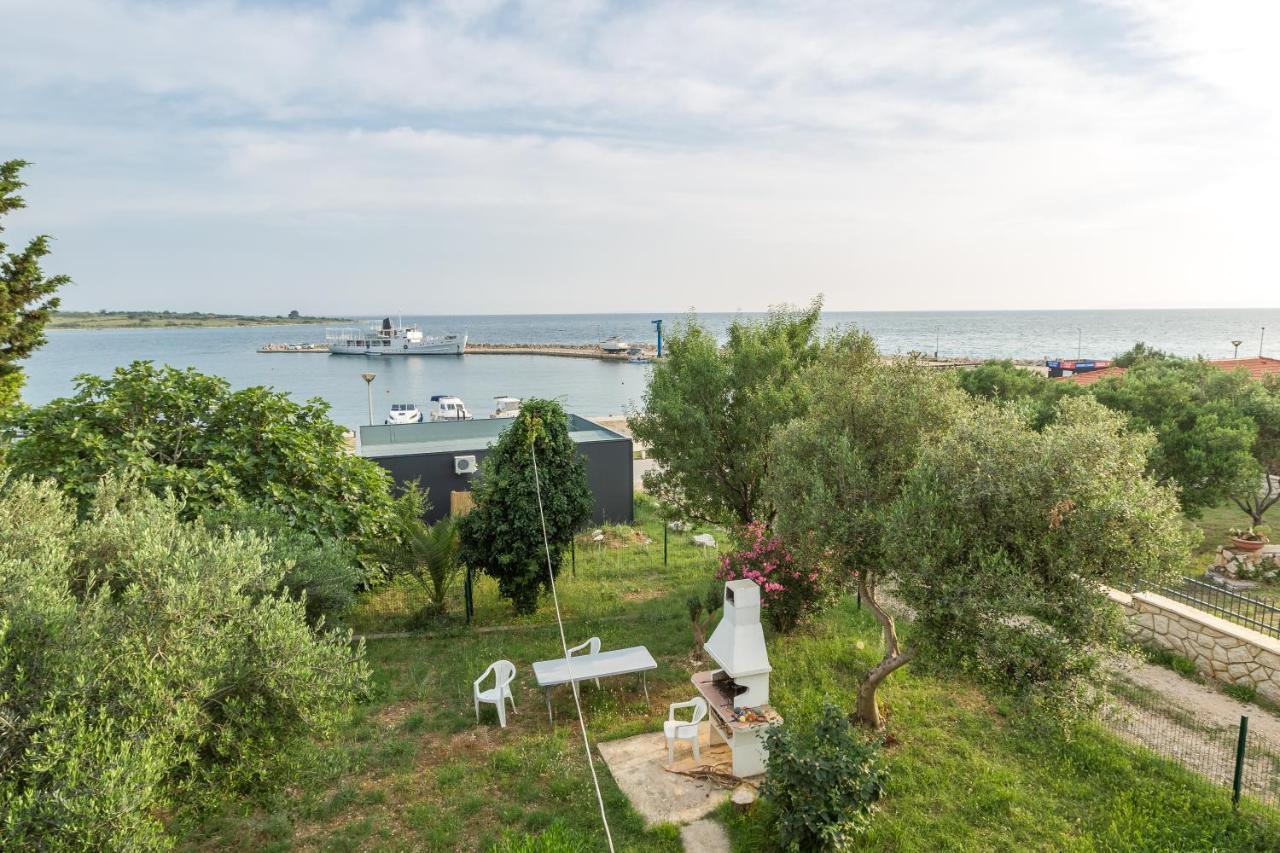 By The Sea Semy Apartment Novalja
